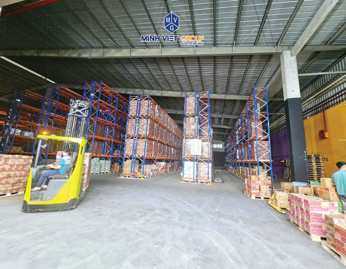 Dịch vụ phụ trợ tiện lợi tại kho chung Minh Việt Logistics