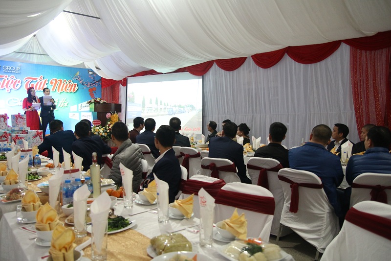 Year End Party - Phút nhìn lại những khoảnh khắc đáng nhớ
