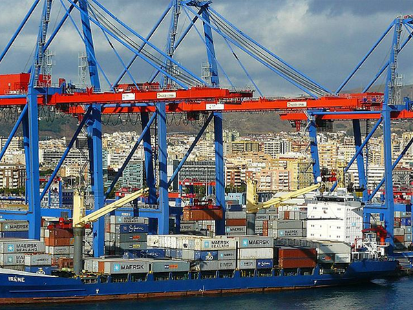 Phân biệt sự khác nhau giữa dịch vụ vận chuyển hàng hóa và dịch vụ logistics